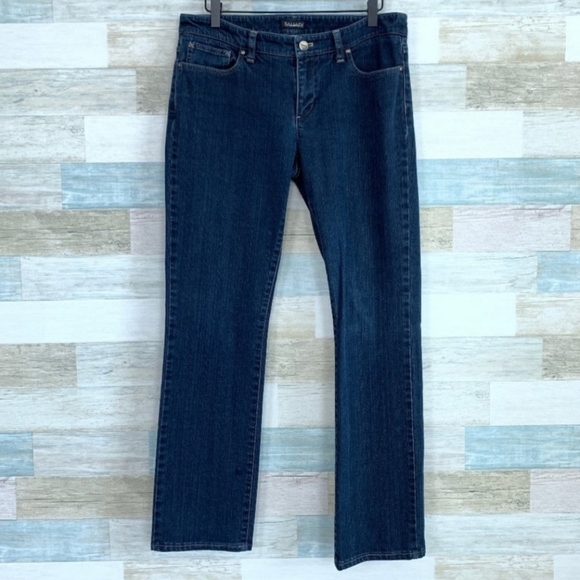 Tahari Straight Leg Denim Blue Jeans Mid Rise Dark Wash Women's 6 Everyday Basic - Picture 1 of 9